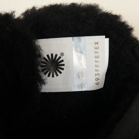 UGG Kids Classic II Weather Short Boots - Picture 11 of 14